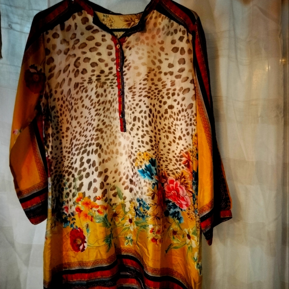 Jonny Was Tunic Top size S New w tags